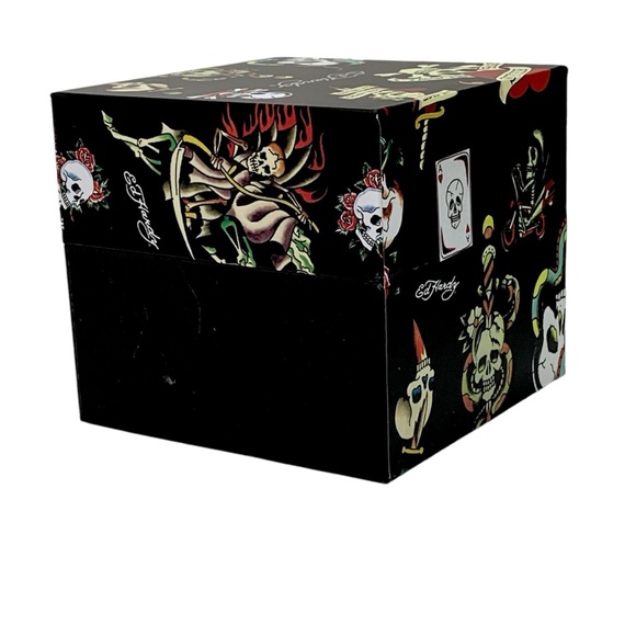 Ed Hardy Skull Men's Mesh Analog Watch Black NWT Multicolor - Picture 6 of 10